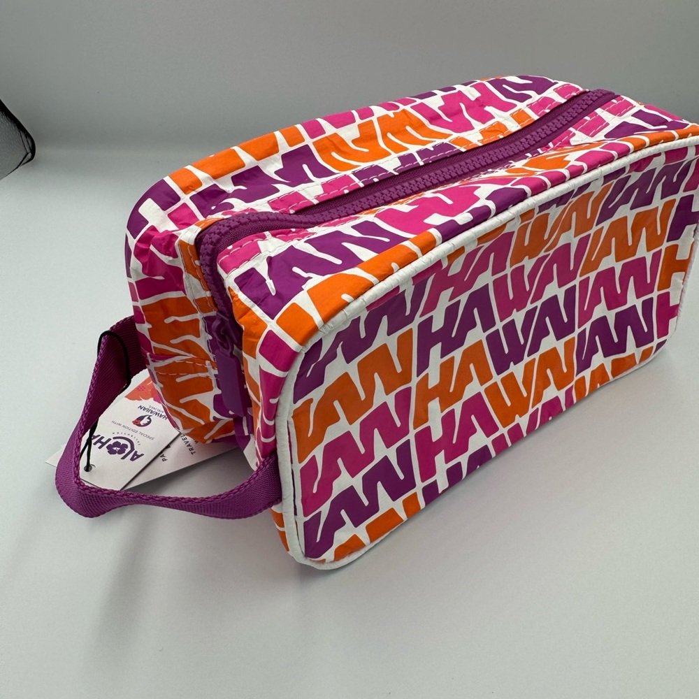 NWT Aloha Collection x Hawaiian Airlines Dopp kit & Cabin Crew - Picture 11 of 15